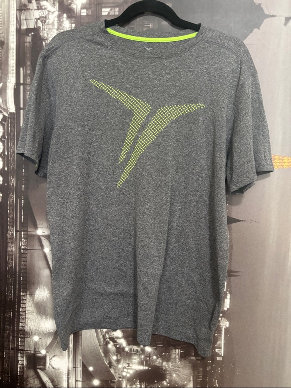 Old navy Men's Heather Gray Performance Tee with Neon Accent